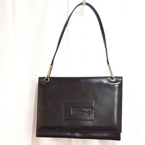 G black shoulder bag